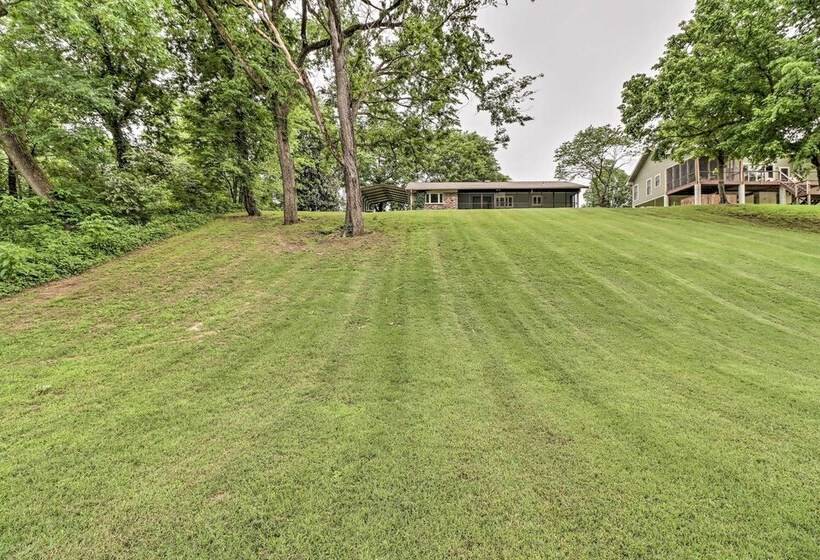 Norfork Getaway: Walk In White River Access!