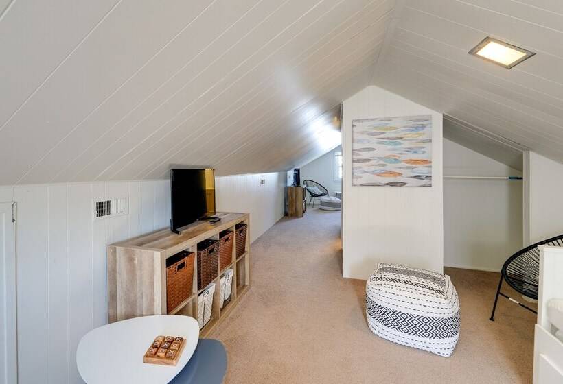 North Carolina Retreat   Deck, Grill & Creek Views