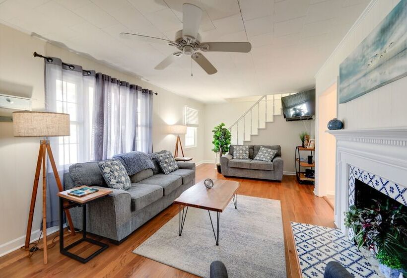 North Carolina Retreat   Deck, Grill & Creek Views