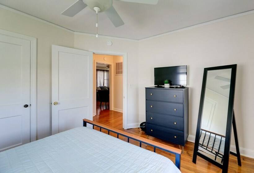 North Carolina Retreat   Deck, Grill & Creek Views