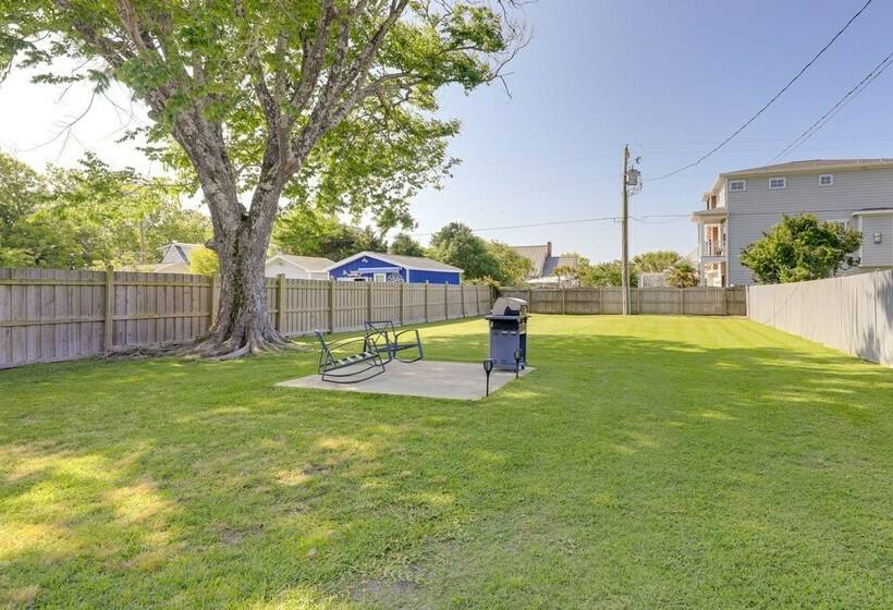 North Carolina Retreat   Deck, Grill & Creek Views