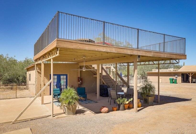 Oro Valley Retreat W/ Pool, Spa & Rooftop Views!