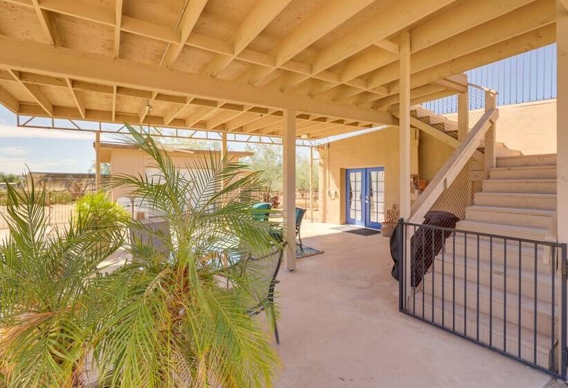 Oro Valley Retreat W/ Pool, Spa & Rooftop Views!