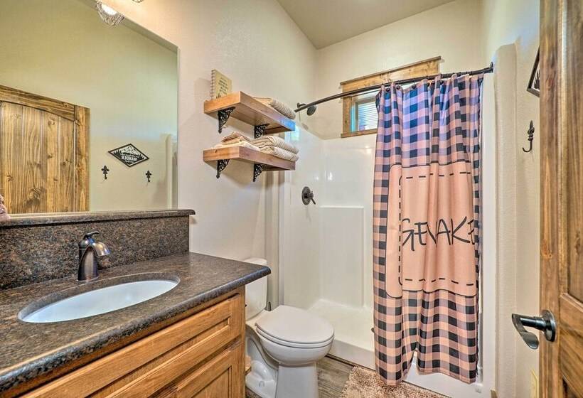 Ouachita Mtn Home: Near Atv & Hiking Trails!