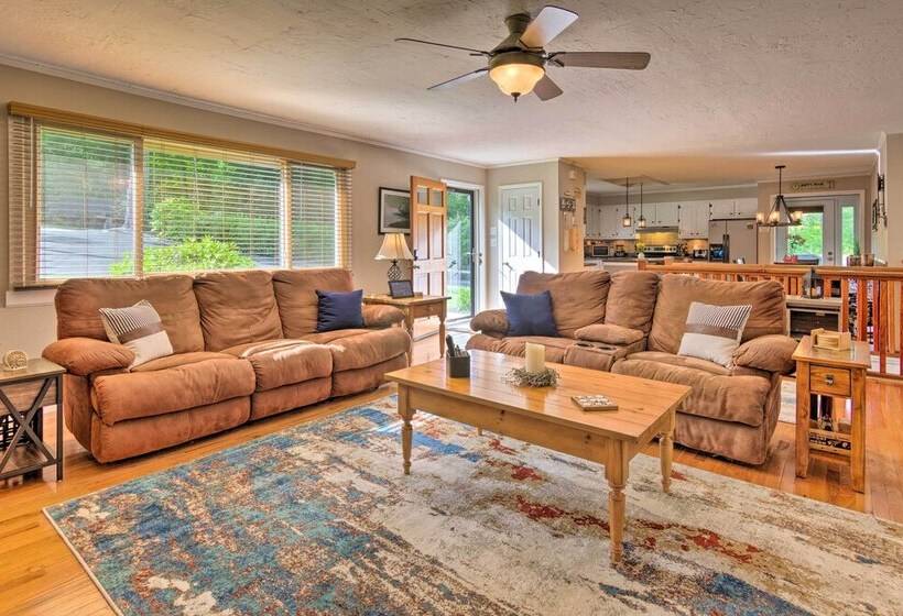 Paradise Lakehouse  In Hickory W/ Dock & Views!