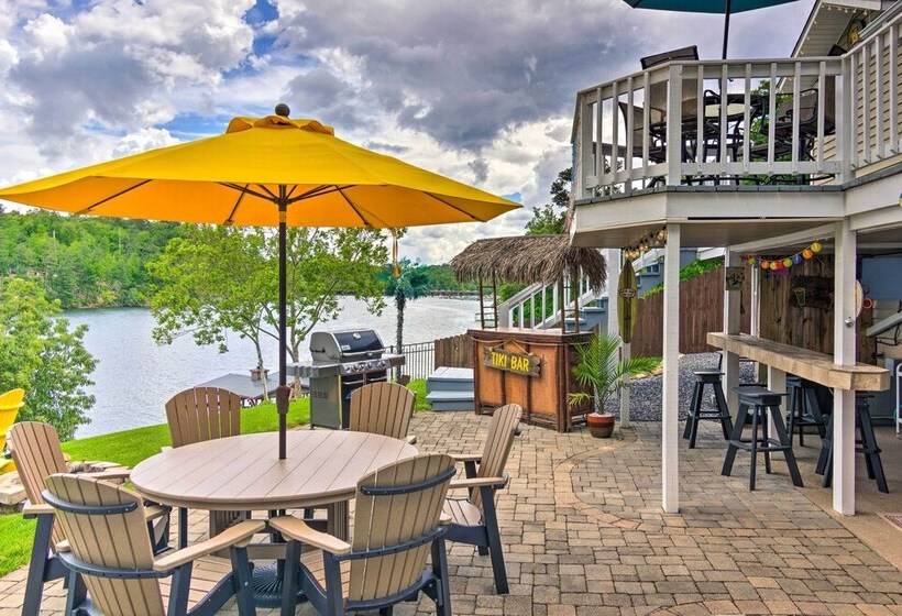 Paradise Lakehouse  In Hickory W/ Dock & Views!