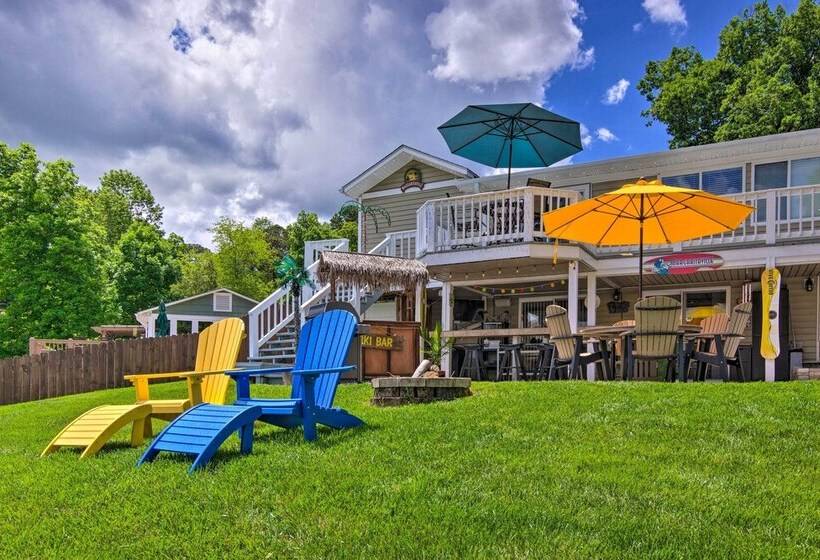 Paradise Lakehouse  In Hickory W/ Dock & Views!