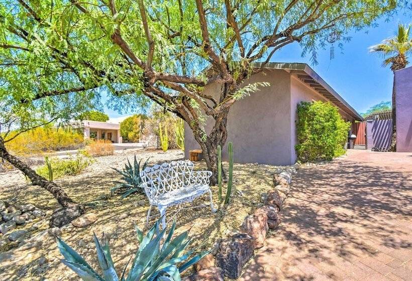Paradise Valley Cottage Near Hiking Trails!