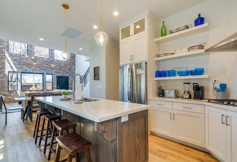 Near Skiing & Hiking: Mtn View Home In Parowan!