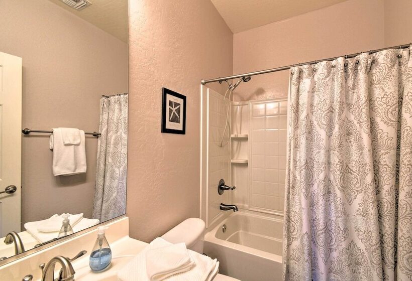 Goodyear Escape W/ Grill: Community Pool Access!