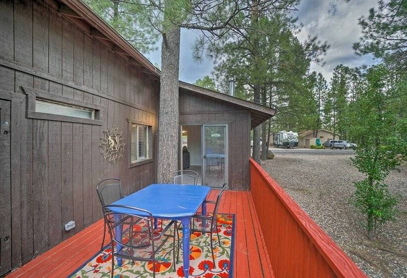 Peaceful Munds Park Cabin: 21 Mi To Flagstaff