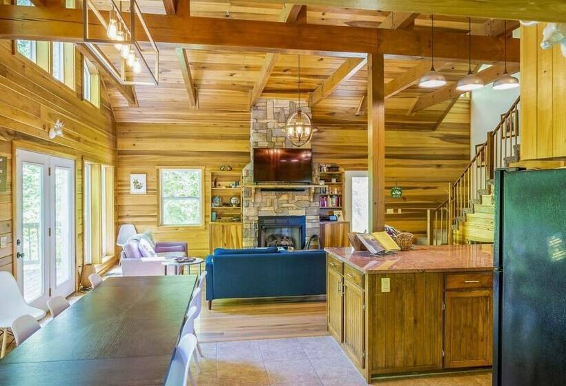 Peaceful North Carolina Retreat With Game Room!