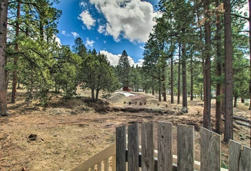 Peaceful Nutrioso Cabin Retreat W/ Mountain Views!