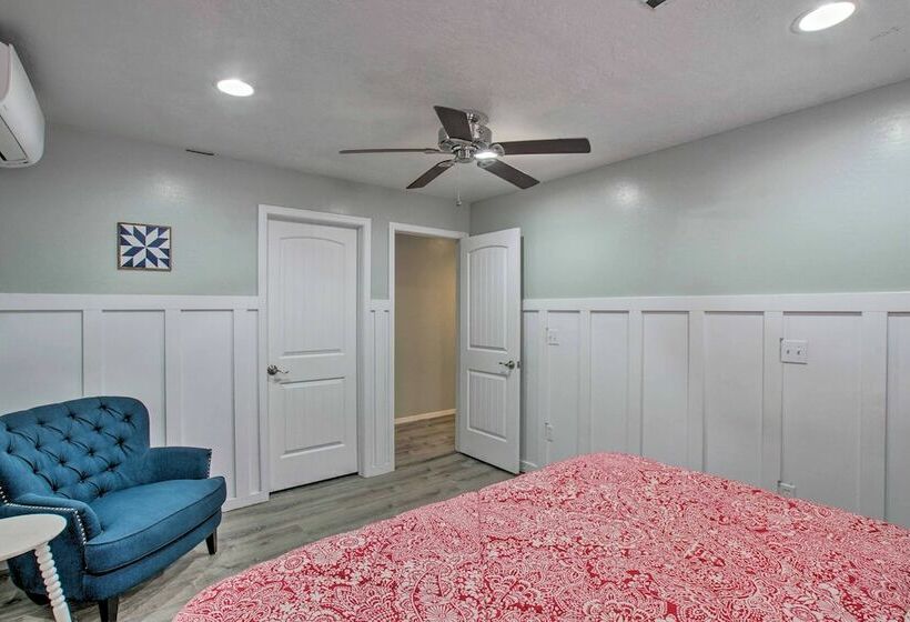 Peaceful Payson Cabin W/ Deck & Mtn Views!