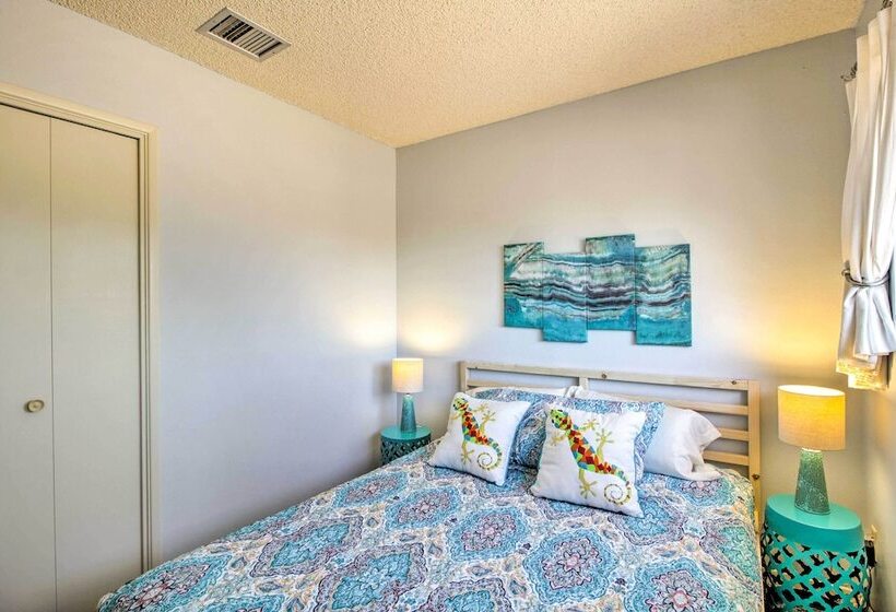 Pearce Sunsites Home W/ Pool & Desert Mtn Views!