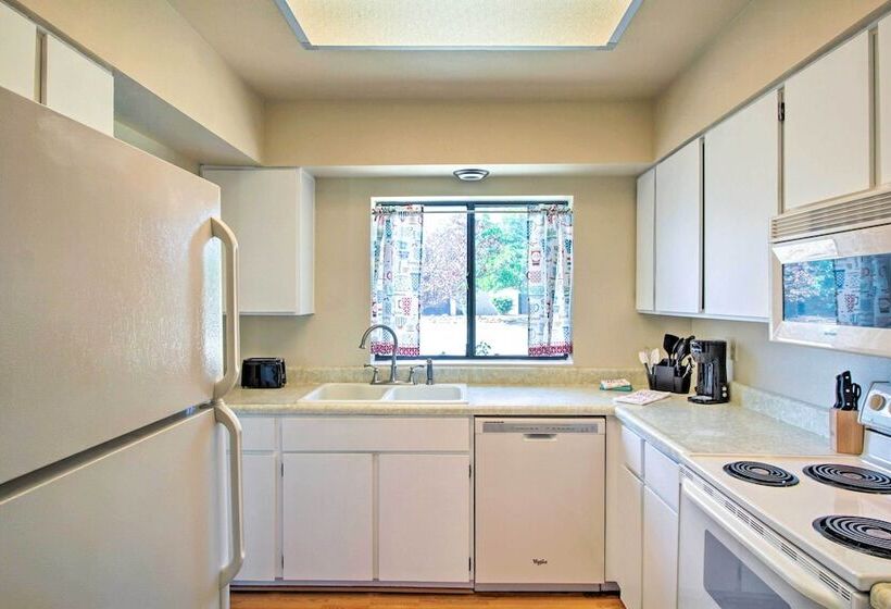 Pearce Sunsites Home W/ Pool & Desert Mtn Views!