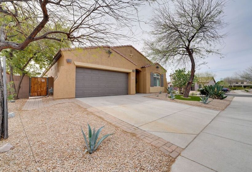 Peoria Home W/ Hot Tub ~ 8 Mi To Sports Complex!