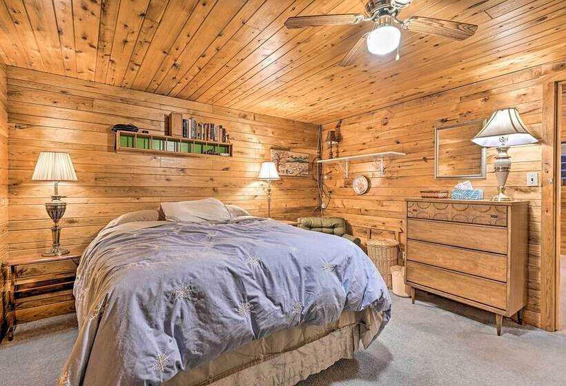 Pet Friendly Amherst Earth Home Near Downtown