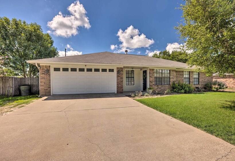 Pet Friendly Bryan Home < 5 Mi To Texas A&m!