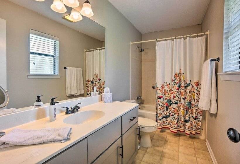 Pet Friendly Bryan Home < 5 Mi To Texas A&m!