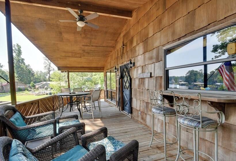 Pet Friendly Cabin W/ Dock On Lake Martin!