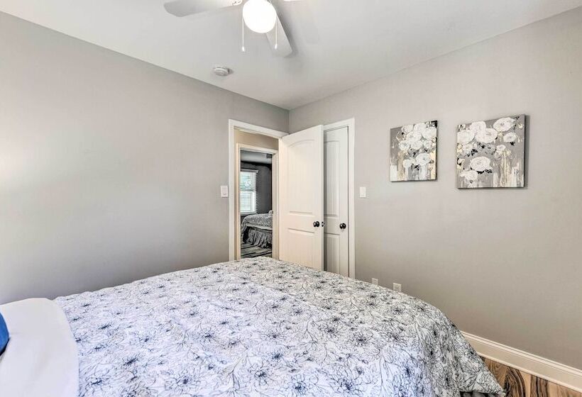 Pet Friendly Charlotte Home W/ Fenced Yard!