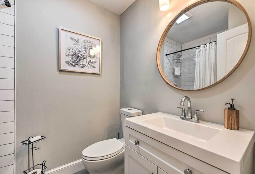 Pet Friendly Charlotte Home W/ Fenced Yard!