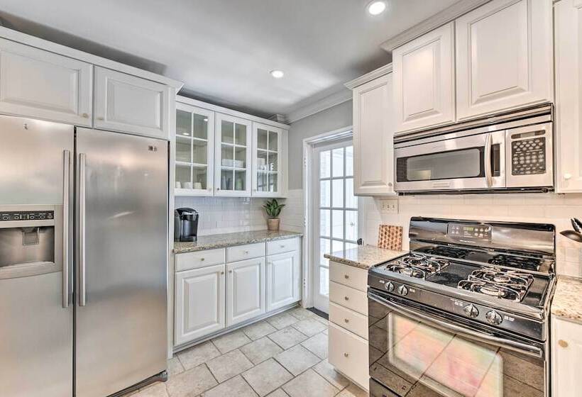 Pet Friendly Charlotte Home W/ Fenced Yard!