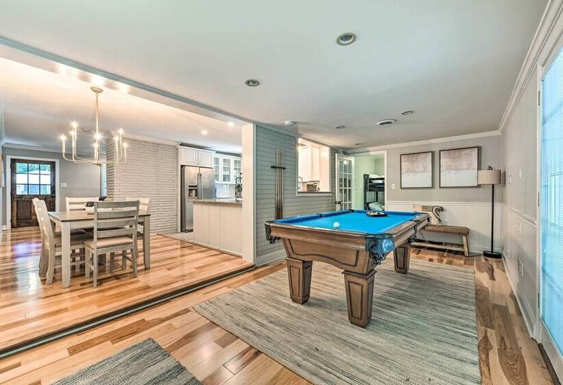 Pet Friendly Charlotte Home W/ Fenced Yard!