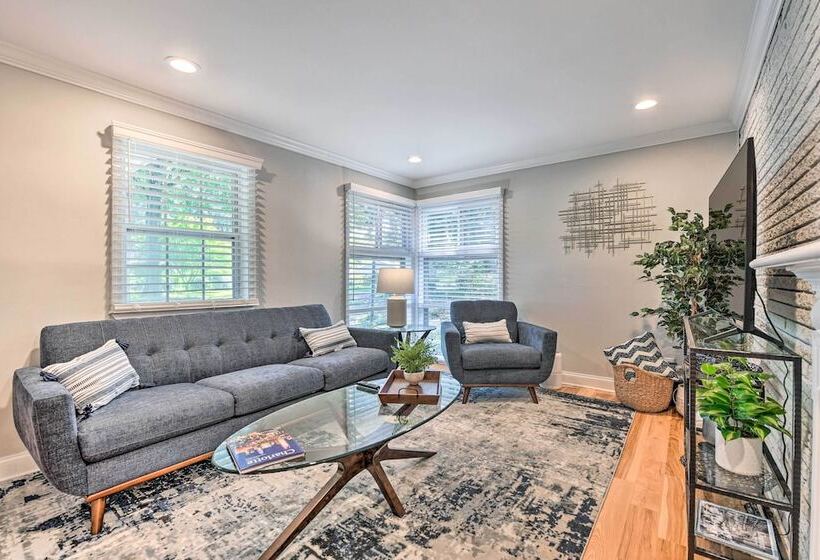 Pet Friendly Charlotte Home W/ Fenced Yard!