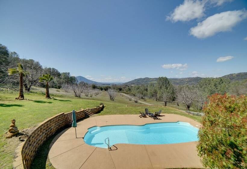 Pet Friendly Clearlake Oaks Vacation Home W/ Pool!