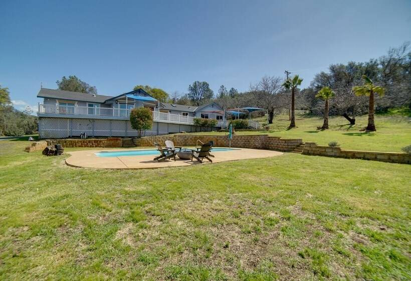 Pet Friendly Clearlake Oaks Vacation Home W/ Pool!