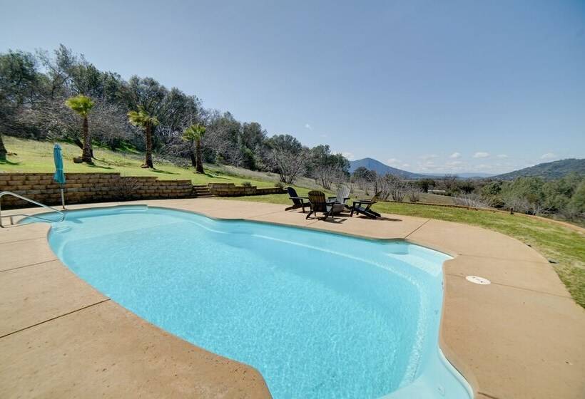 Pet Friendly Clearlake Oaks Vacation Home W/ Pool!