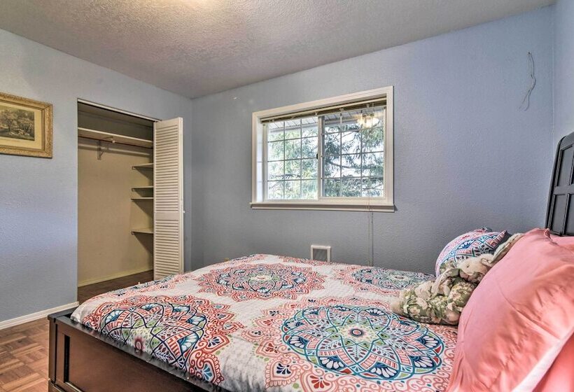 Pet Friendly La Center Home ~ 6 Mi To Casinos