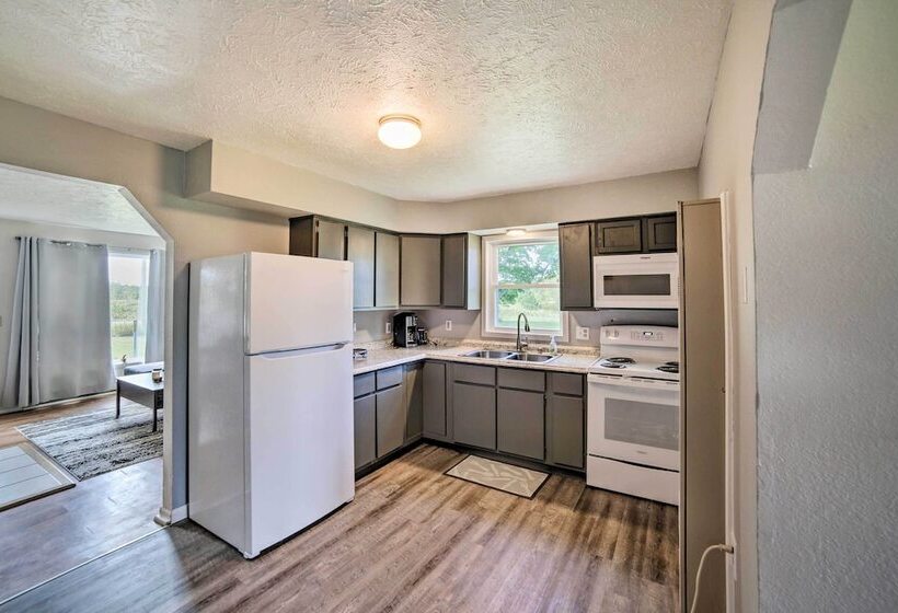 Pet Friendly & Peaceful Northern Michigan Gem