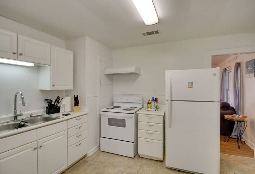 Pet Friendly Retreat In Gulfport < 1 Mi To Beach!