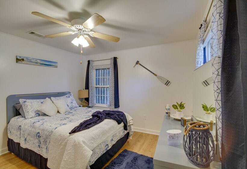 Pet Friendly Retreat In Gulfport < 1 Mi To Beach!