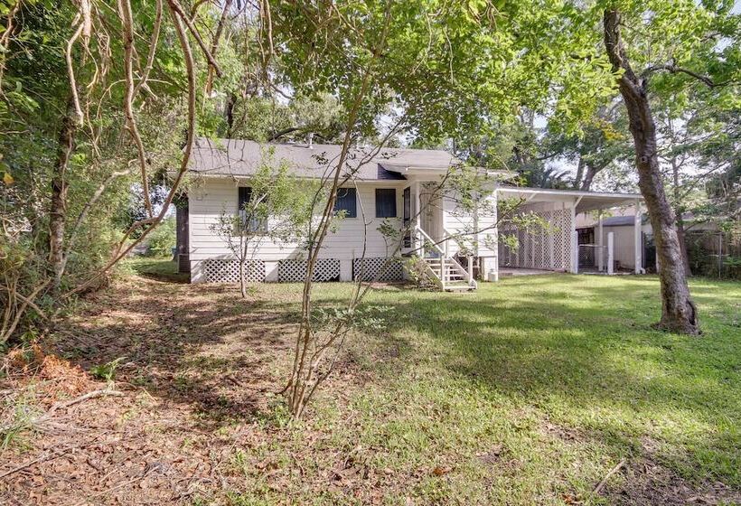 Pet Friendly Retreat In Gulfport < 1 Mi To Beach!