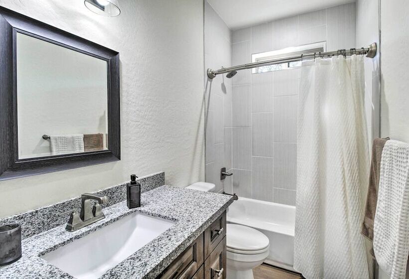 Pet Friendly Show Low Cabin: Near Hiking!