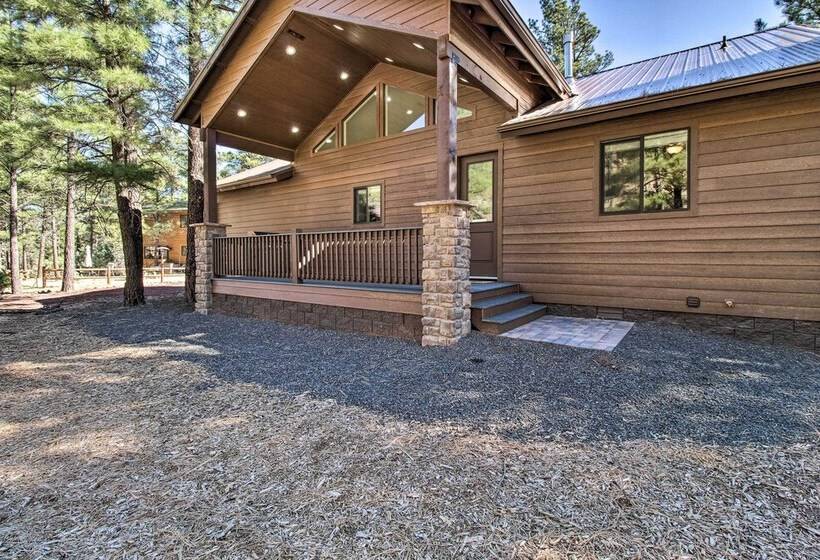Pet Friendly Show Low Cabin: Near Hiking!