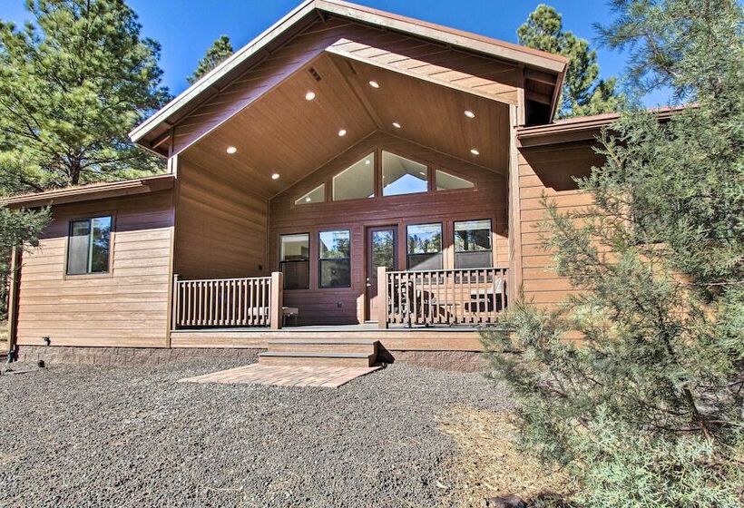 Pet Friendly Show Low Cabin: Near Hiking!