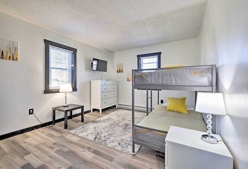 Pet Friendly Tobyhanna Abode W/ Movie Room & Pool!