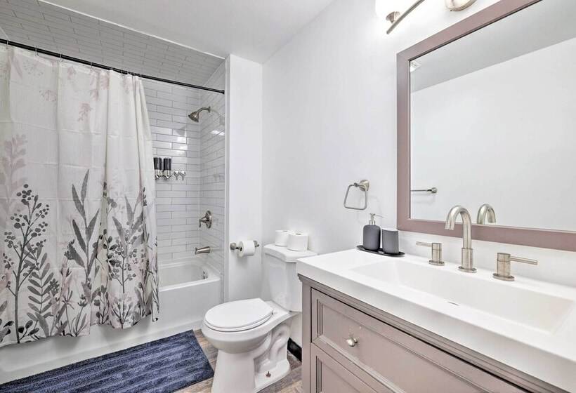 Pet Friendly Tobyhanna Abode W/ Movie Room & Pool!