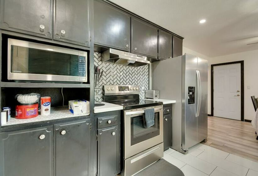 Pet Friendly Atwater Home ~ 12 Mi To Yosemite Lake