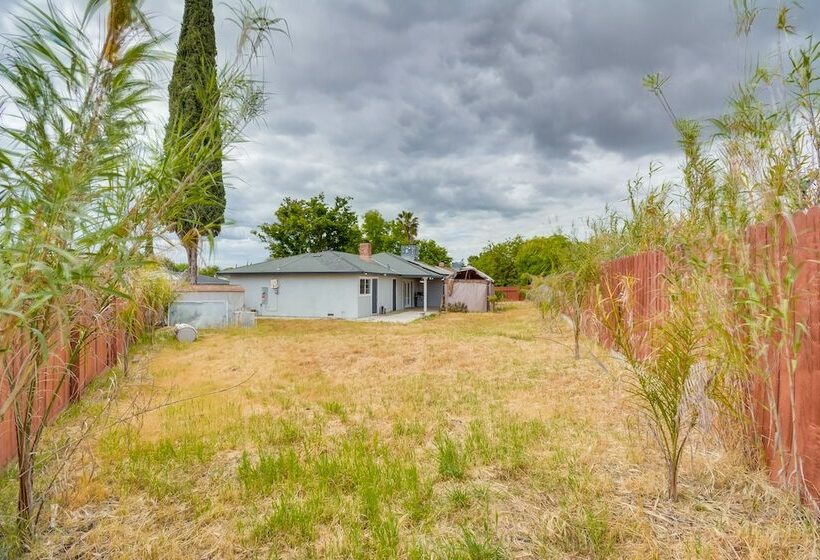 Pet Friendly Atwater Home ~ 12 Mi To Yosemite Lake