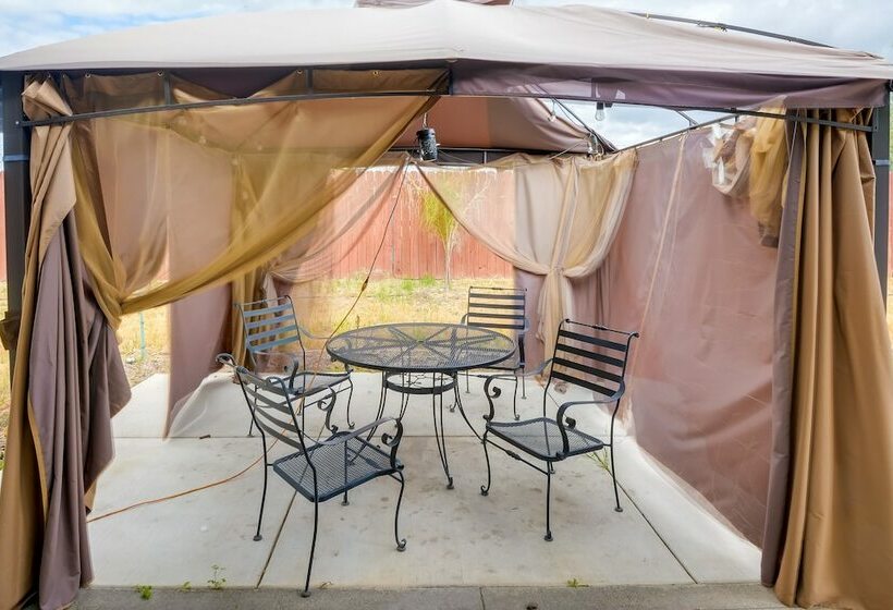 Pet Friendly Atwater Home ~ 12 Mi To Yosemite Lake