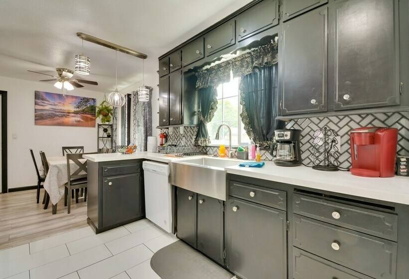 Pet Friendly Atwater Home ~ 12 Mi To Yosemite Lake