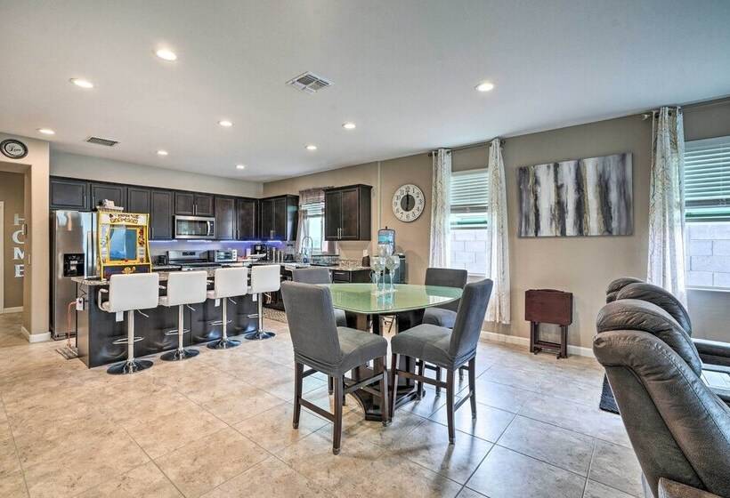 Phoenix Area Vacation Home W/ Private Pool!