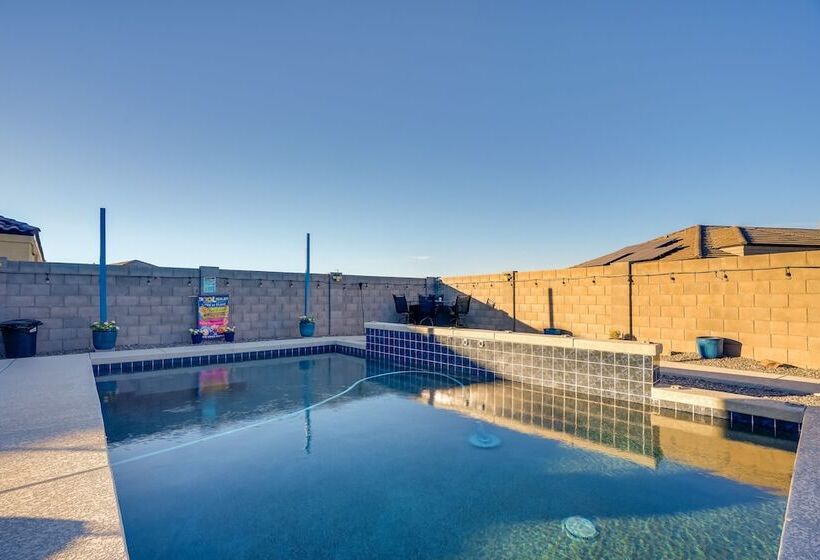 Phoenix Area Vacation Home W/ Private Pool!