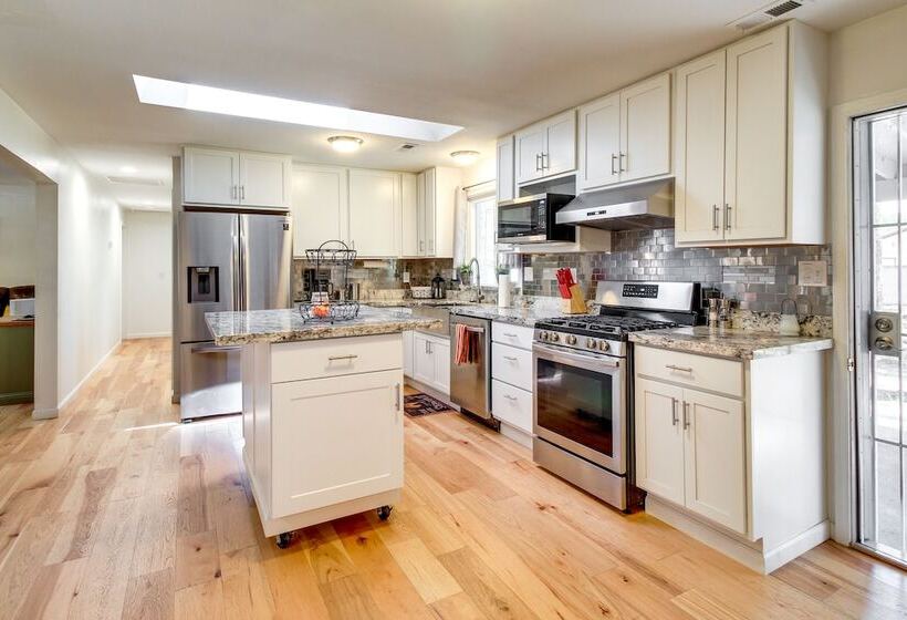 Pinetop Lakeside Cabin, Walk To Woodland Lake Park